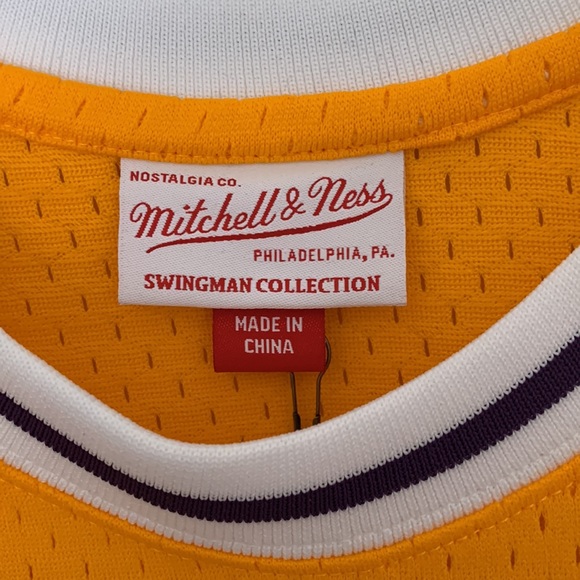 Magic Johnson Los Angeles Lakers Mitchell & Ness HWC Authentic Swingman Jersey - Picture 8 of 10